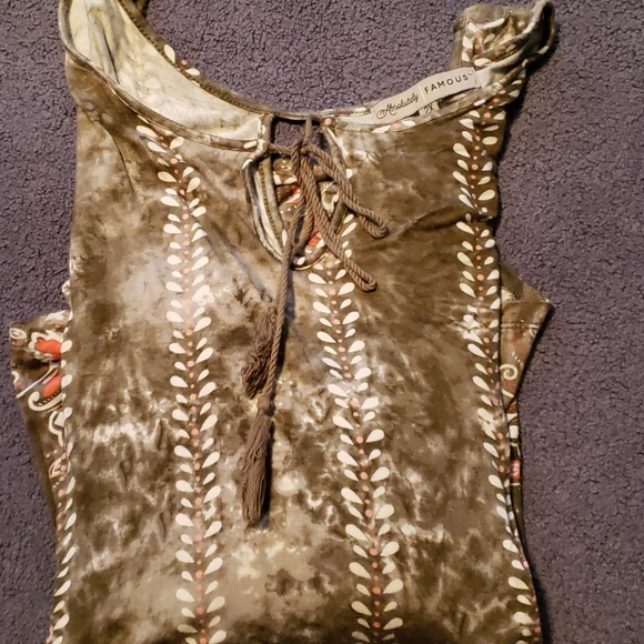 Top - Picture 4 of 5